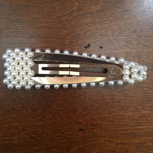 New Pearl Hair Clip Snap Barrette 2 for $20 - Picture 3 of 3